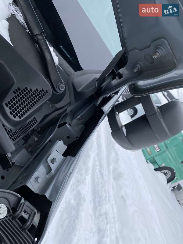 Тентованый Renault Master 2022 в Хусте