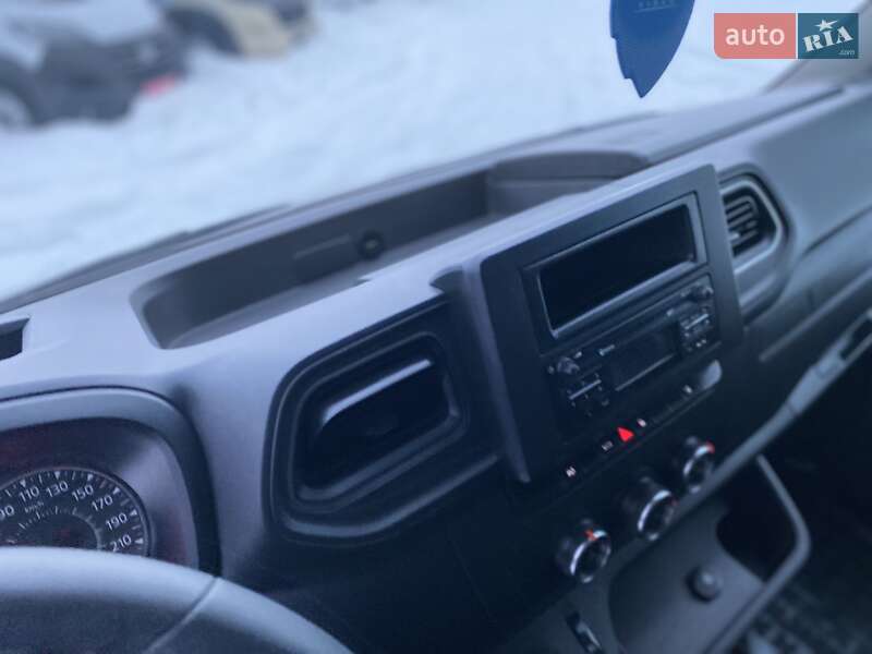 Тентований Renault Master 2022 в Хусті