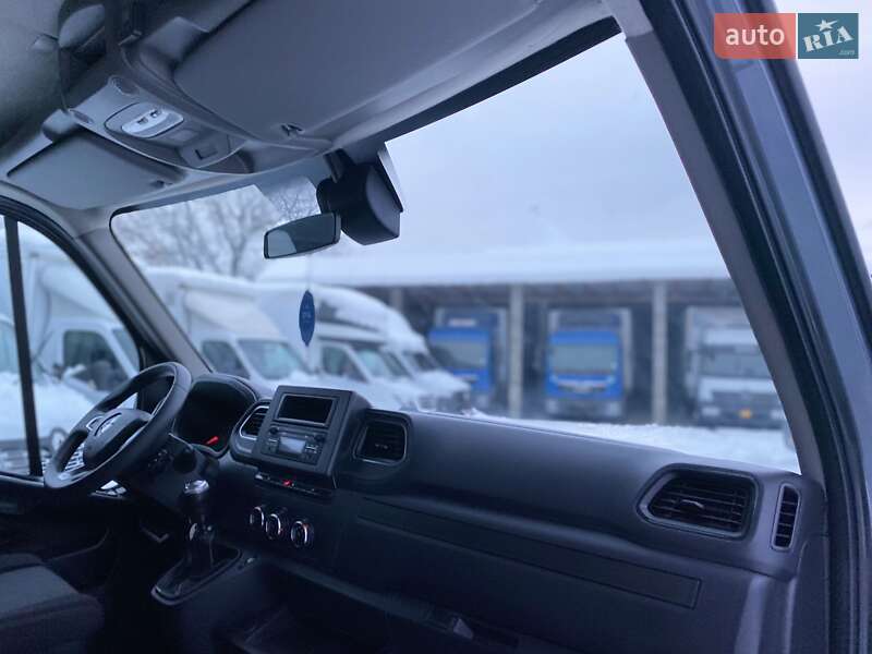 Тентований Renault Master 2022 в Хусті