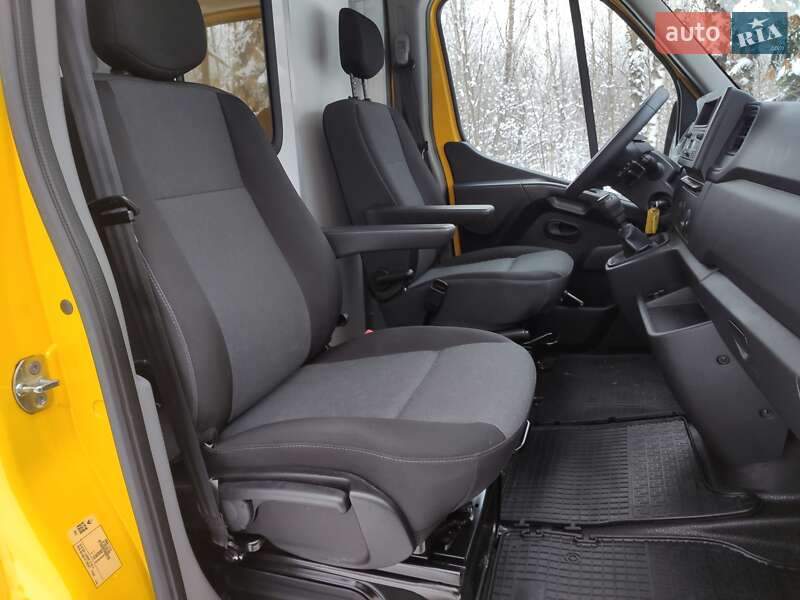 Грузовой фургон Renault Master 2022 в Бердичеве