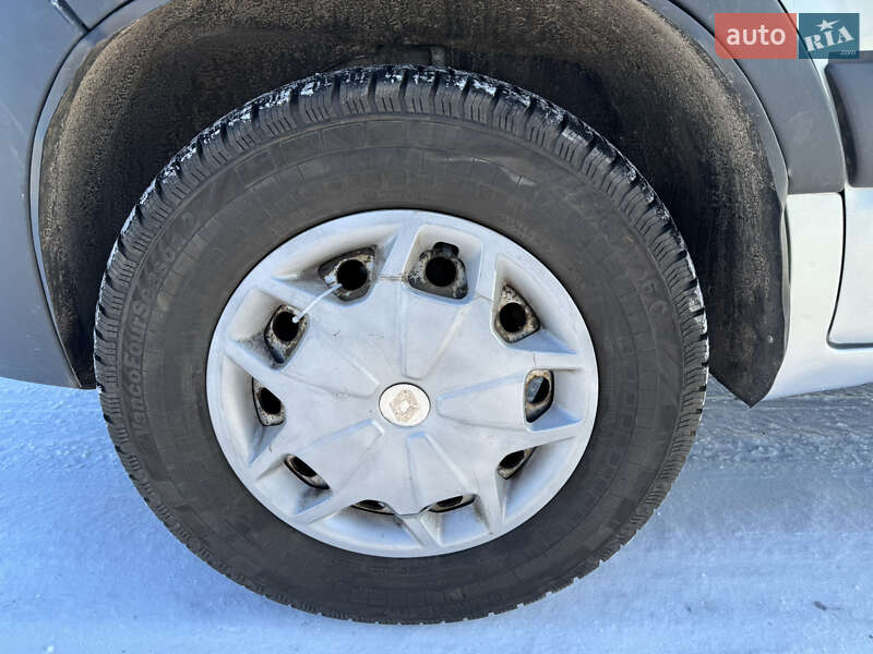 Минивэн Renault Master 2005 в Чернигове