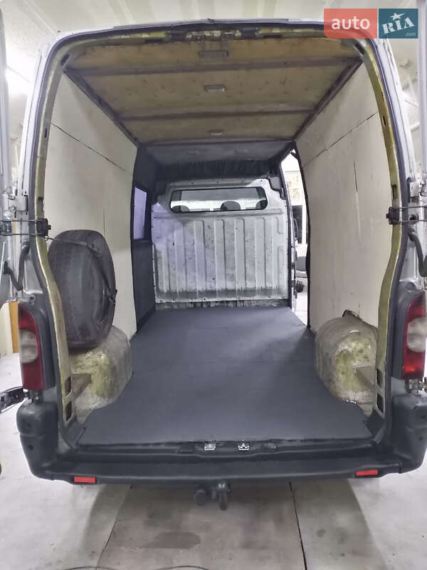 Минивэн Renault Master 2005 в Чернигове