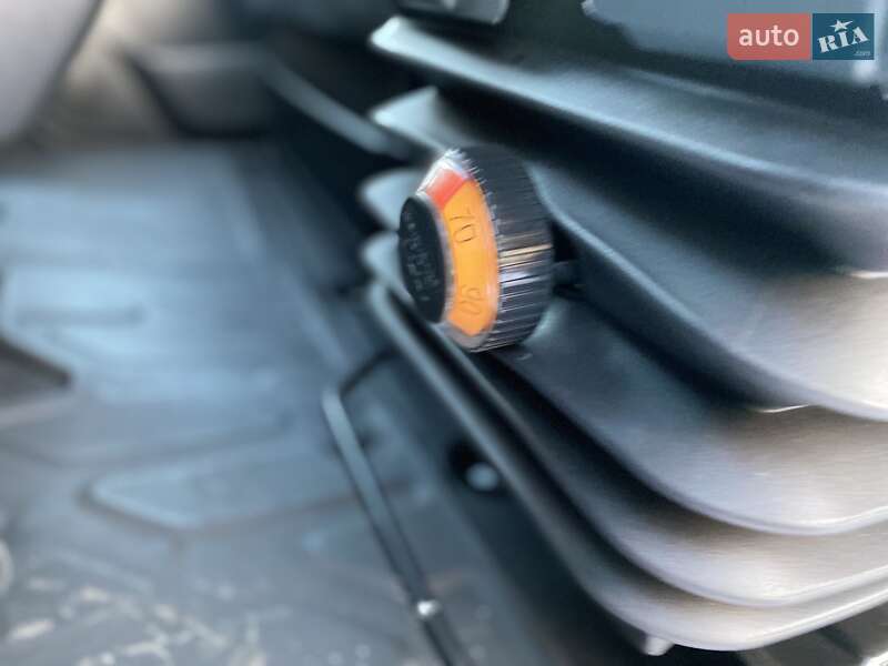 Грузовой фургон Renault Master 2021 в Хусте