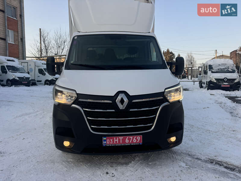 Вантажний фургон Renault Master 2022 в Рівному