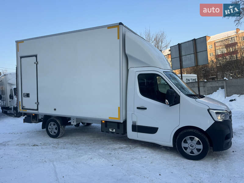 Вантажний фургон Renault Master 2022 в Рівному