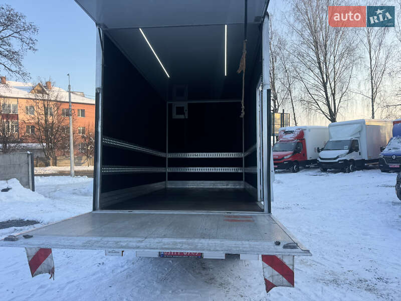 Вантажний фургон Renault Master 2022 в Рівному