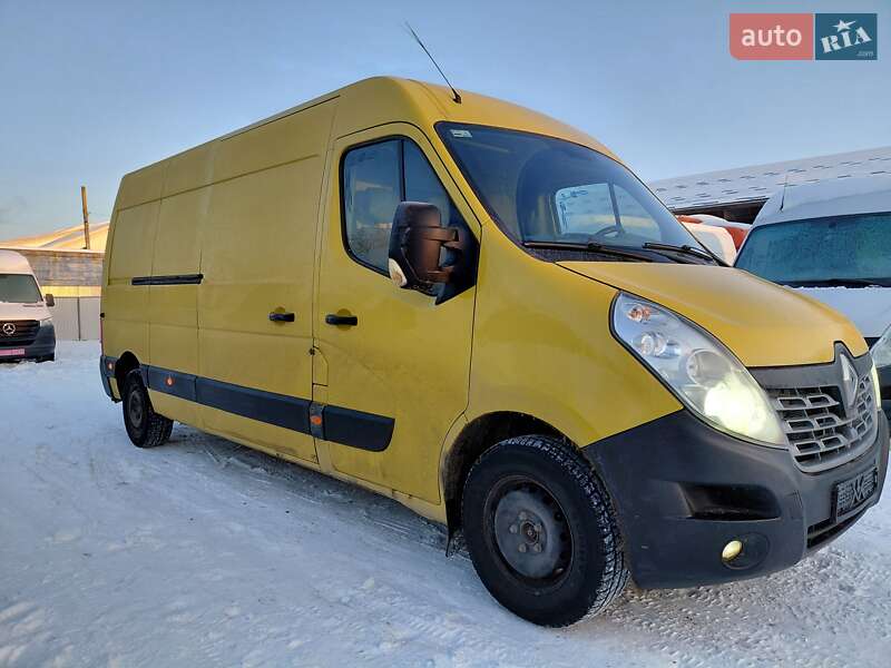 Вантажний фургон Renault Master 2017 в Івано-Франківську