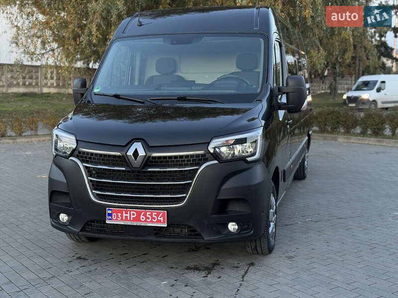 Вантажний фургон Renault Master 2022 в Луцьку