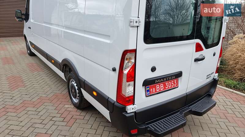 Вантажний фургон Renault Master 2019 в Житомирі