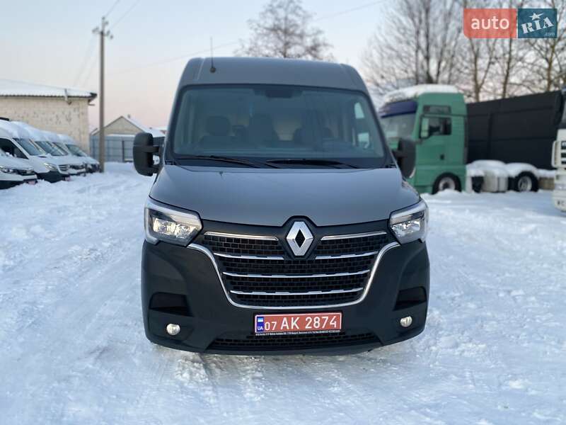 Вантажний фургон Renault Master 2021 в Хусті