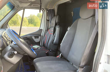 Эвакуатор Renault Master 2017 в Луцке