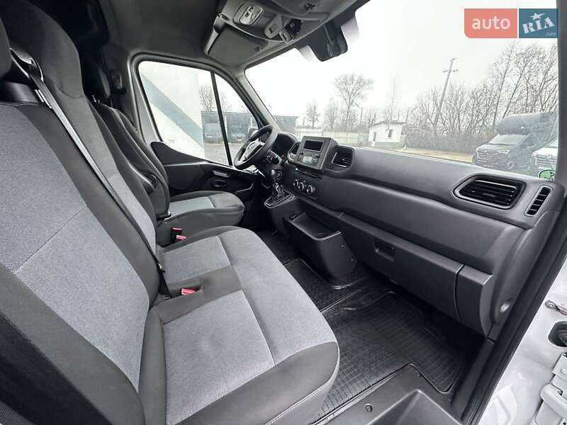 Вантажний фургон Renault Master 2022 в Києві