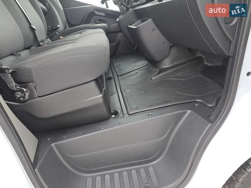 Грузовой фургон Renault Master 2021 в Одессе