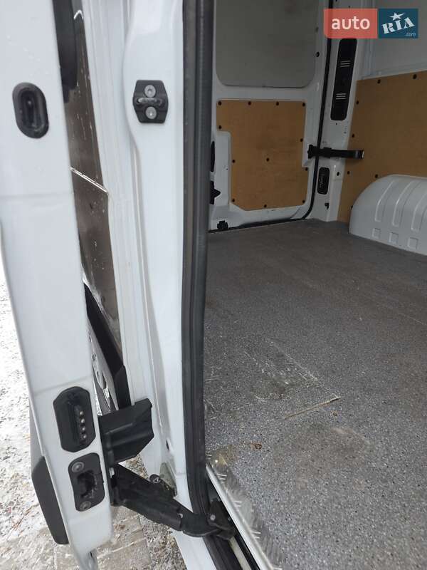 Грузовой фургон Renault Master 2021 в Одессе