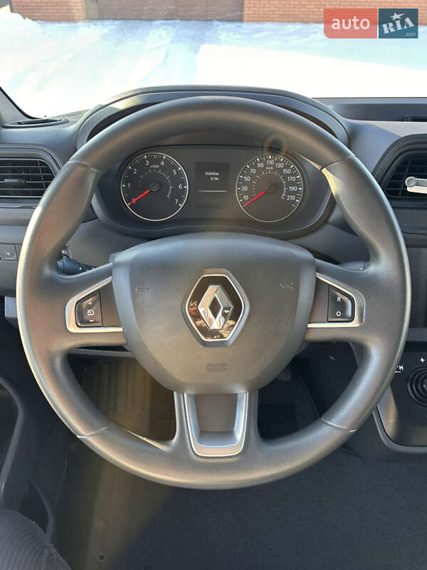 Грузовой фургон Renault Master 2019 в Камне-Каширском