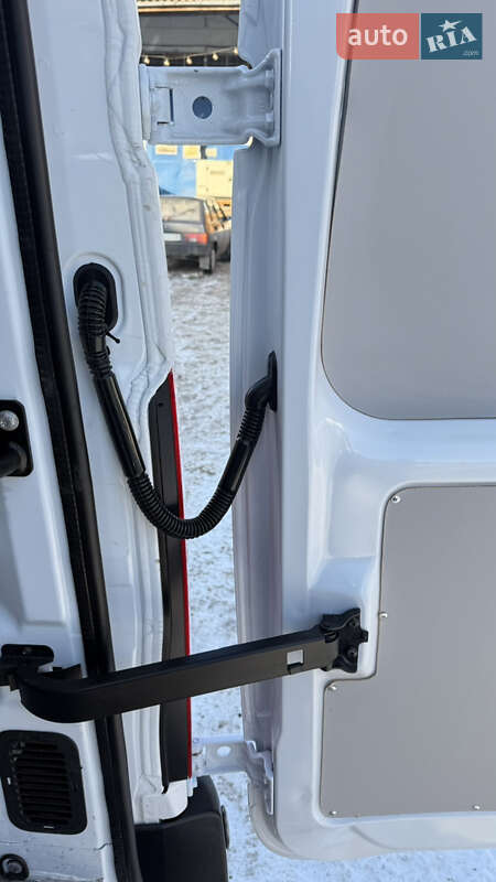 Грузовой фургон Renault Master 2020 в Луцке