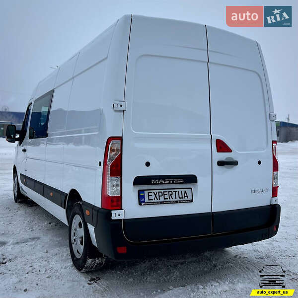 Вантажопасажирський фургон Renault Master 2023 в Києві