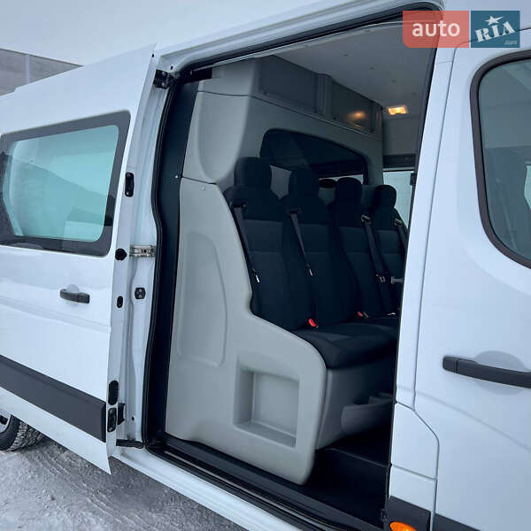 Вантажопасажирський фургон Renault Master 2023 в Києві