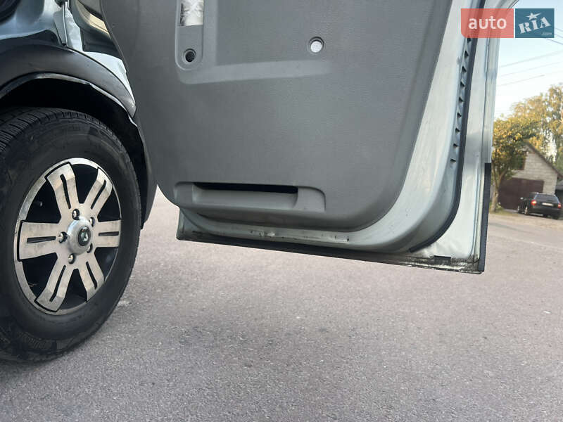 Эвакуатор Renault Master 2010 в Львове фото 27 Эвакуатор Renault Master 2010 в Львове