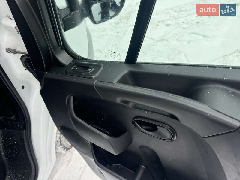 Тентований Renault Master 2022 в Рівному