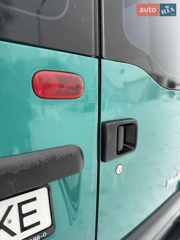 Мінівен Renault Master 2001 в Львові фото 17 Мінівен Renault Master 2001 в Львові