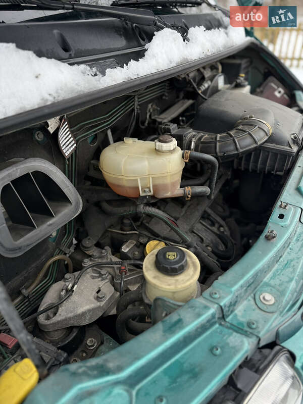 Мінівен Renault Master 2001 в Львові фото 39 Мінівен Renault Master 2001 в Львові