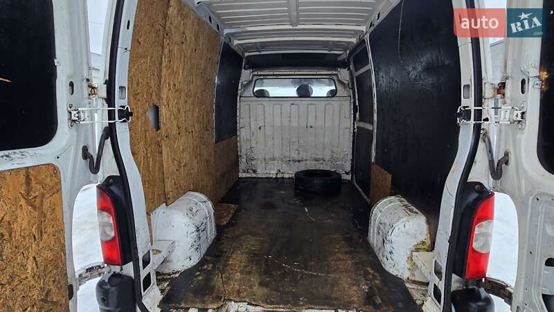 Грузовой фургон Renault Master 2008 в Ивано-Франковске