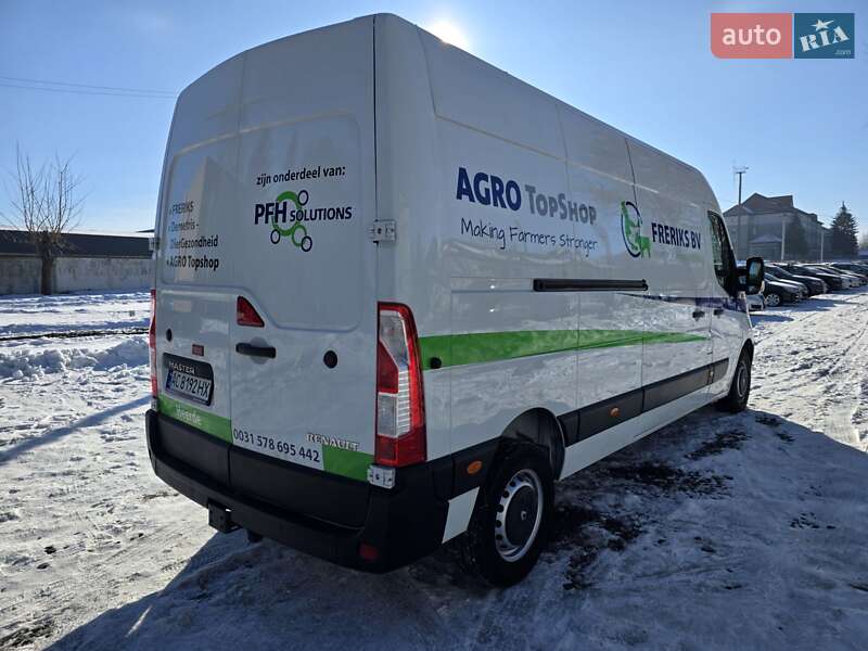 Вантажний фургон Renault Master 2017 в Луцьку