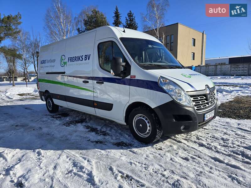 Вантажний фургон Renault Master 2017 в Луцьку