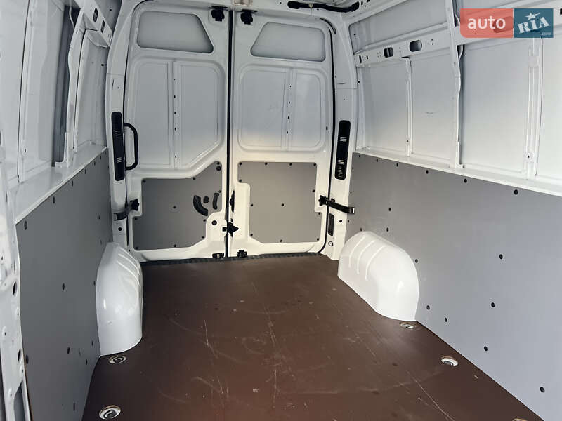 Вантажний фургон Renault Master 2021 в Дубні