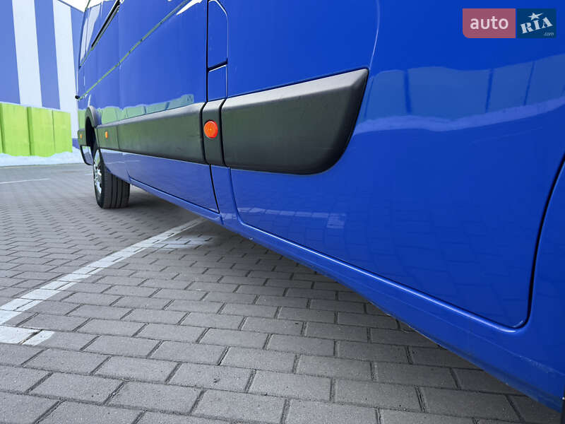 Грузовой фургон Renault Master 2022 в Дубно