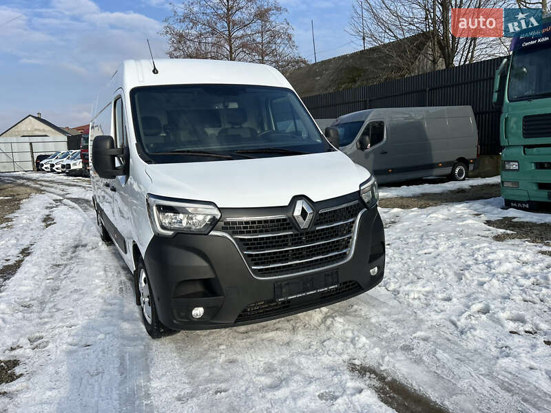 Вантажний фургон Renault Master 2021 в Хусті