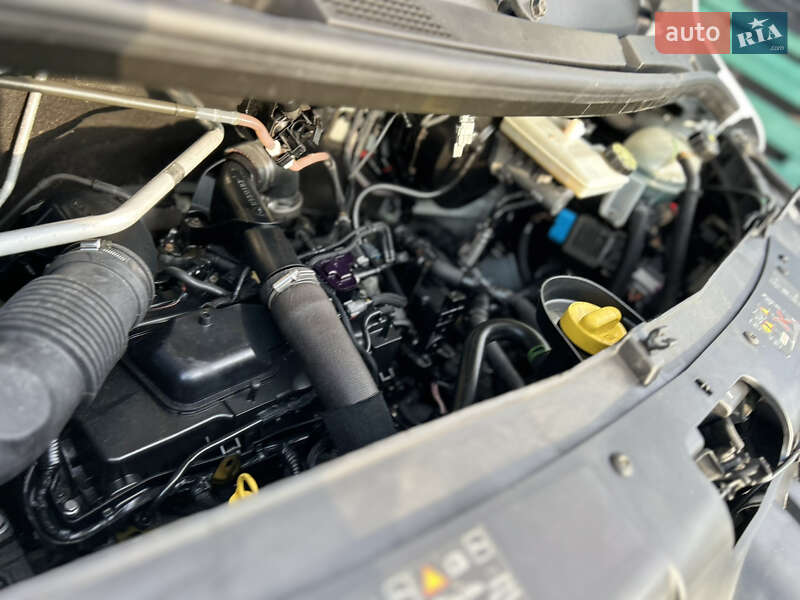 Вантажний фургон Renault Master 2021 в Хусті