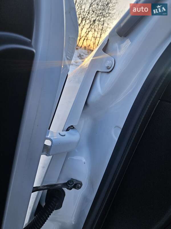 Вантажний фургон Renault Master 2022 в Бердичеві