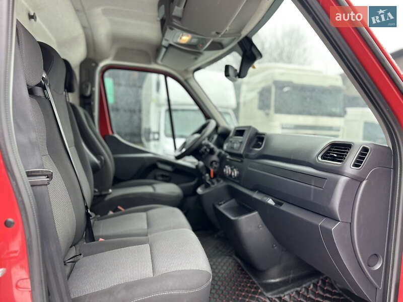 Вантажний фургон Renault Master 2024 в Хусті