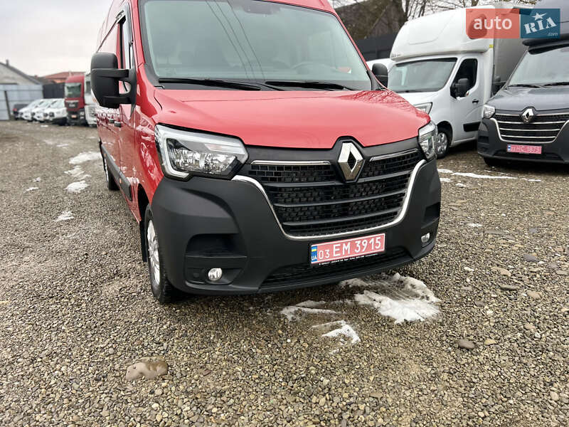 Грузовой фургон Renault Master 2024 в Хусте