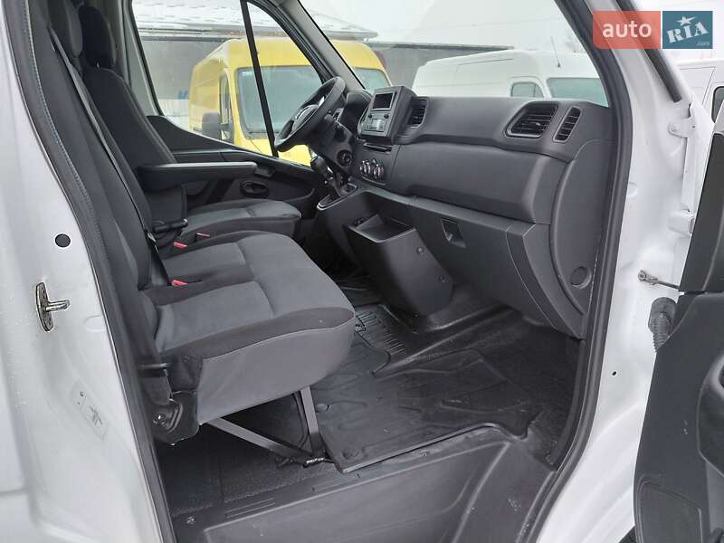 Мікроавтобус вантажний (до 3,5т) Renault Master 2021 в Івано-Франківську