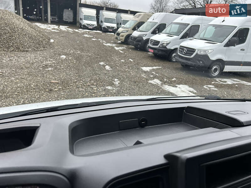 Тентований Renault Master 2023 в Хусті