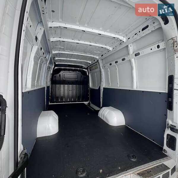 Вантажний фургон Renault Master 2019 в Києві