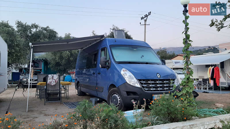 Дом на колесах Renault Master 2012 в Луцке