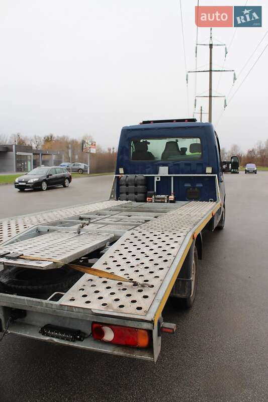 Евакуатор Renault Master 2016 в Ірпені