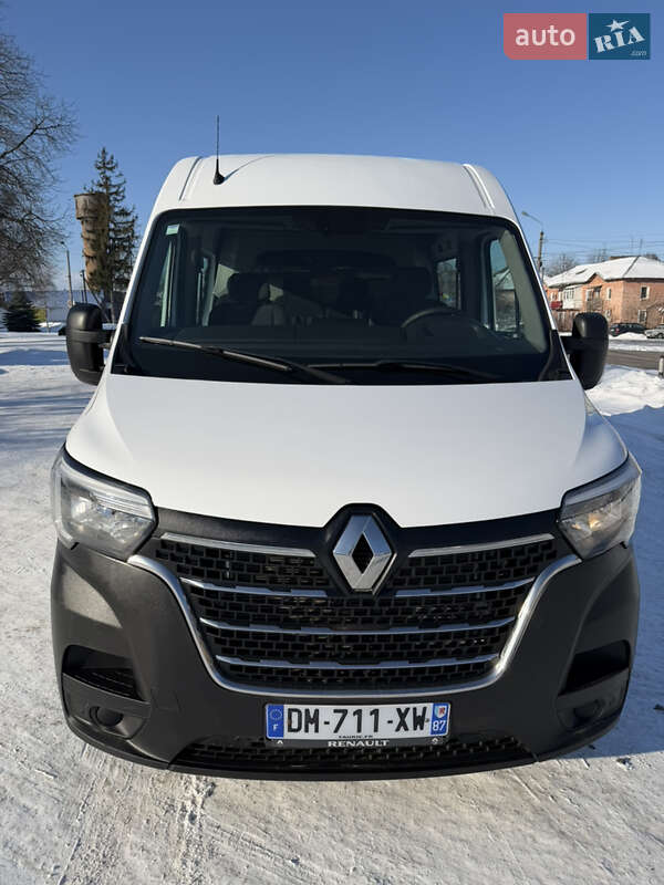 Грузопассажирский фургон Renault Master 2020 в Дубно