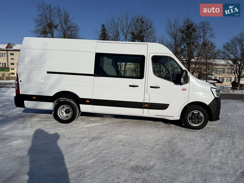 Грузопассажирский фургон Renault Master 2020 в Дубно