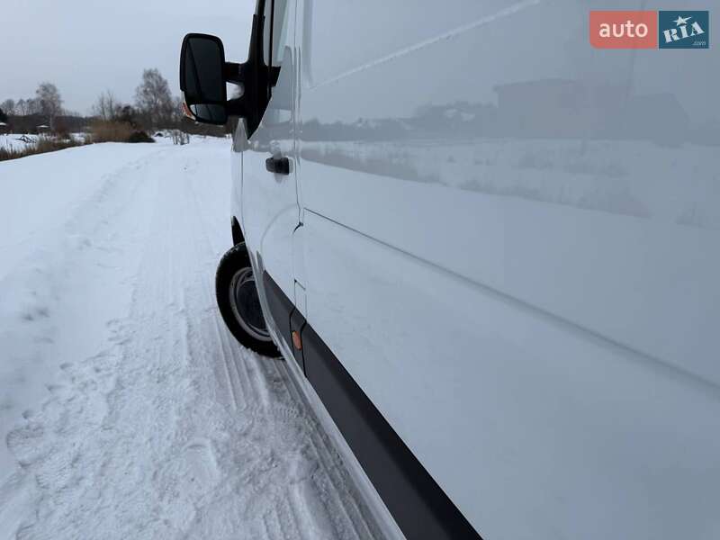 Грузовой фургон Renault Master 2021 в Днепре