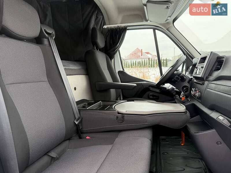 Грузовой фургон Renault Master 2021 в Днепре