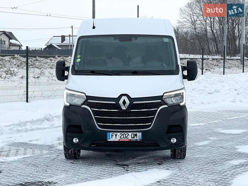 Вантажний фургон Renault Master 2021 в Рівному
