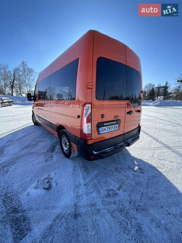 Мінівен Renault Master 2016 в Житомирі