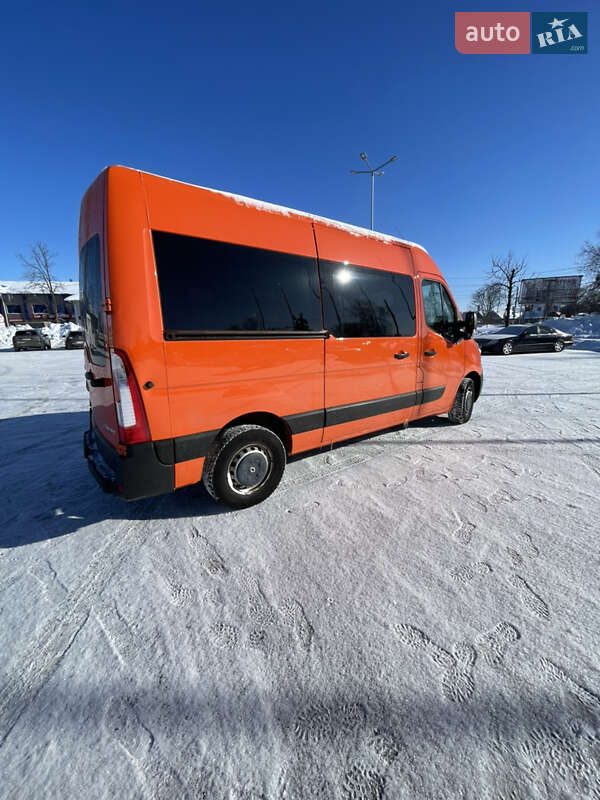 Мінівен Renault Master 2016 в Житомирі