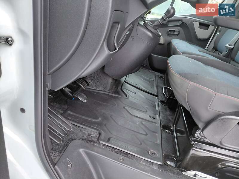 Грузовой фургон Renault Master 2016 в Ивано-Франковске фото 34 Грузовой фургон Renault Master 2016 в Ивано-Франковске