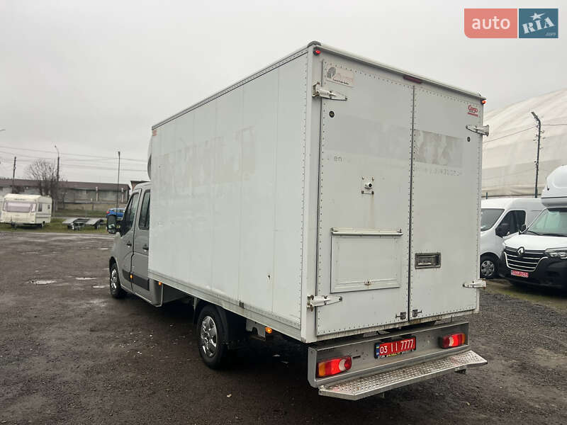 Вантажний фургон Renault Master 2015 в Луцьку
